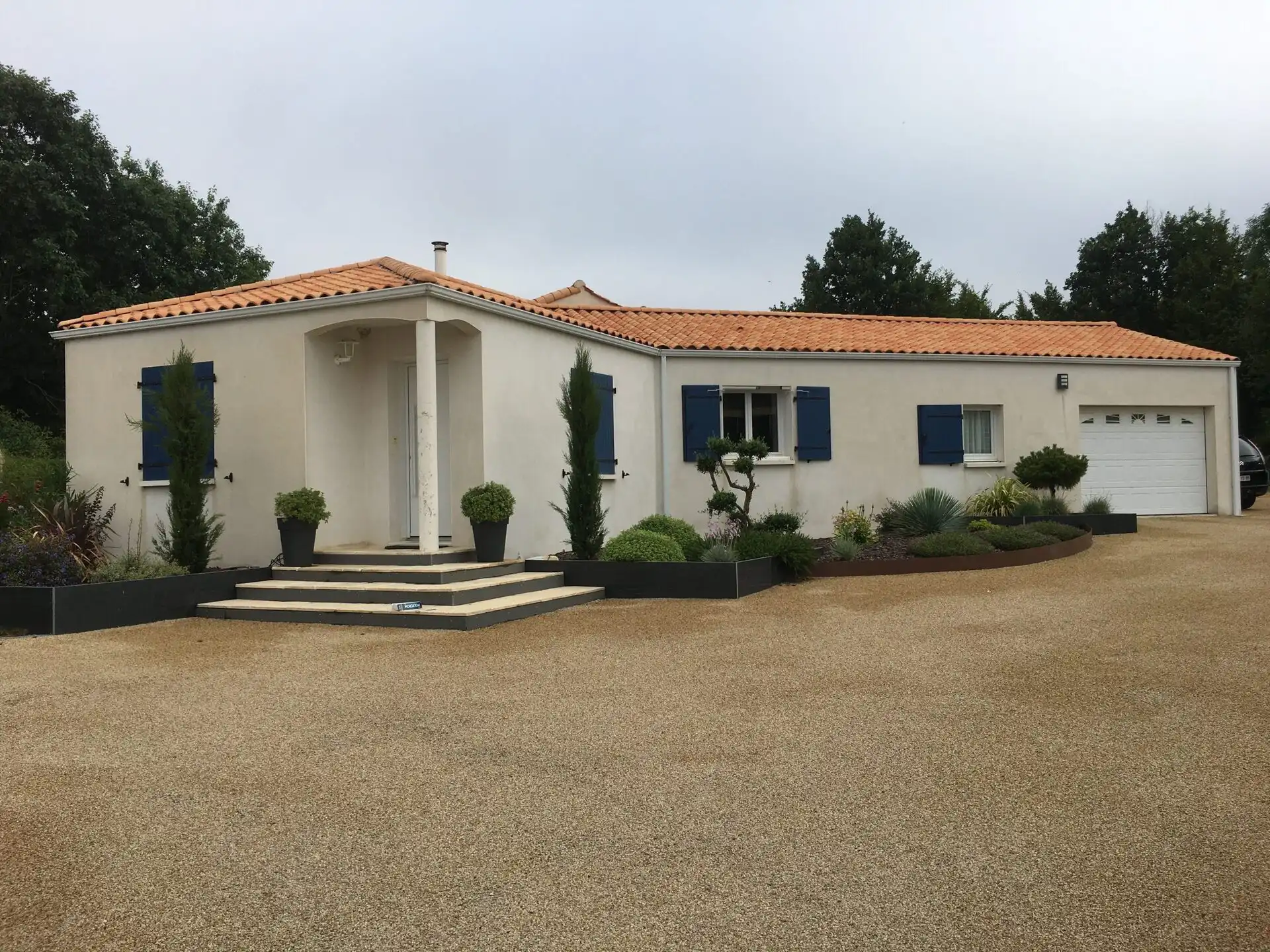Ravalement de façade à a Roche sur Yon par Bonnaud Claude
