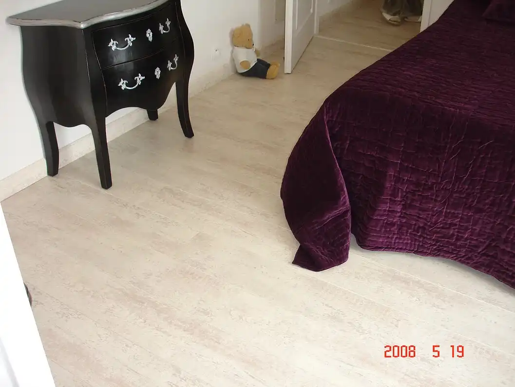 Pose de revêtement de sol et parquet à La Roche sur Yon par Bonnaud Claude